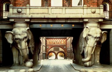 Elephant statues guard the entrance to the Carlsberg brewery in Copenhagen tipsy