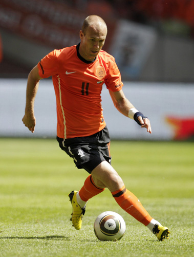 Robben fast