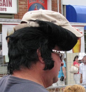 Elvis wig